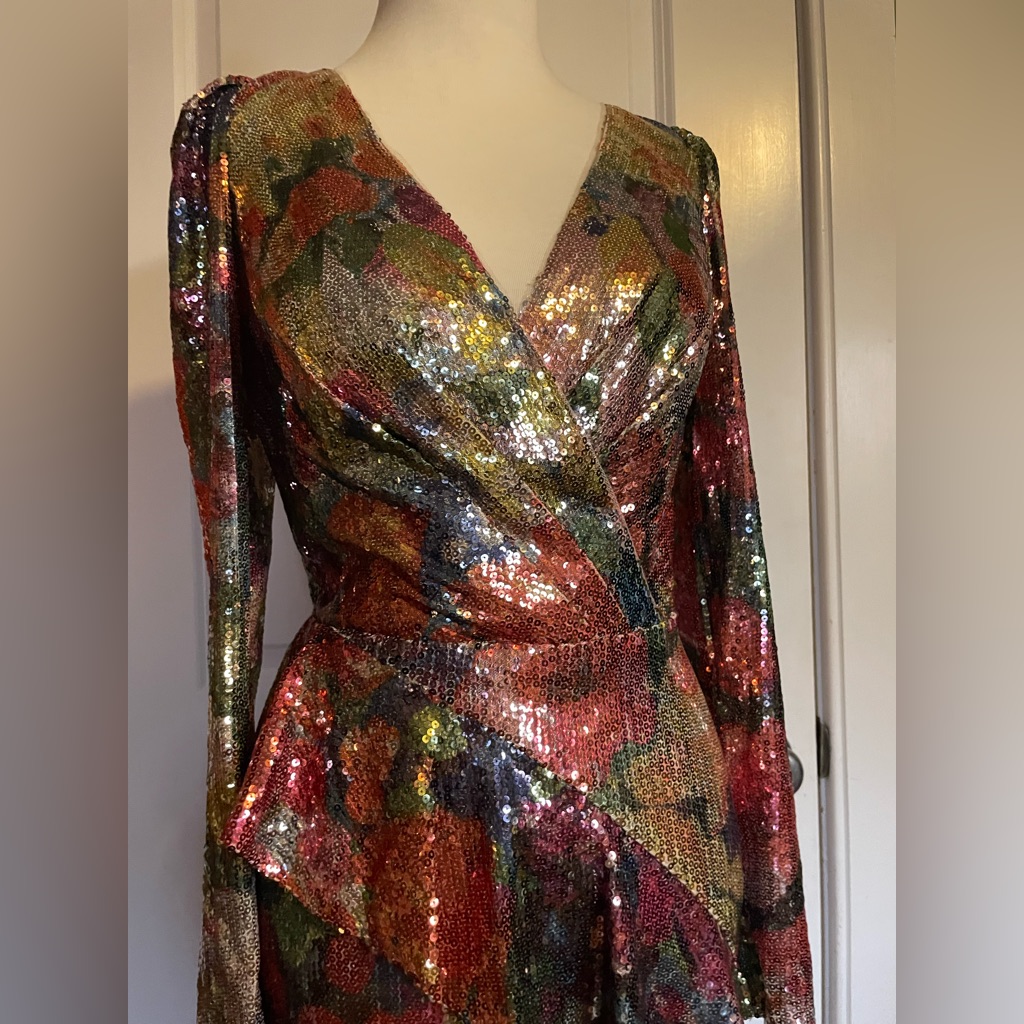 Nwot Marchesa Notte Sequin Slit Gown